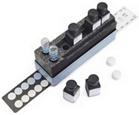 Ammonium Test Method: colorimetric, indophenol blue, with color card and comparator